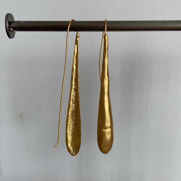 Showpo. Zenaida Earrings in Gold - Picture 2 of 4